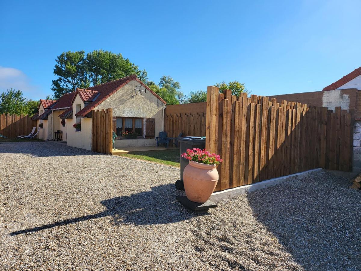 Revedelac Meuble Tout Confort Bremes Exteriör bild