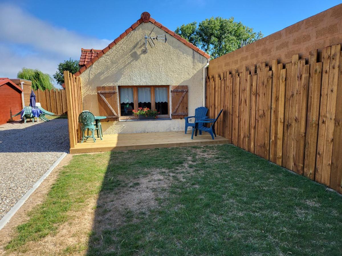 Revedelac Meuble Tout Confort Bremes Exteriör bild